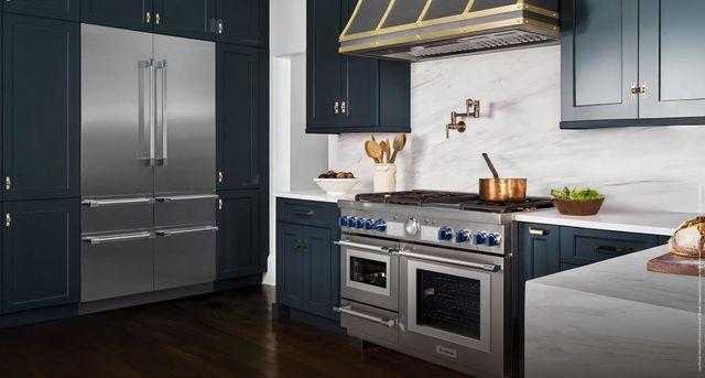 Houston home with working U-Line refrigeration appliances