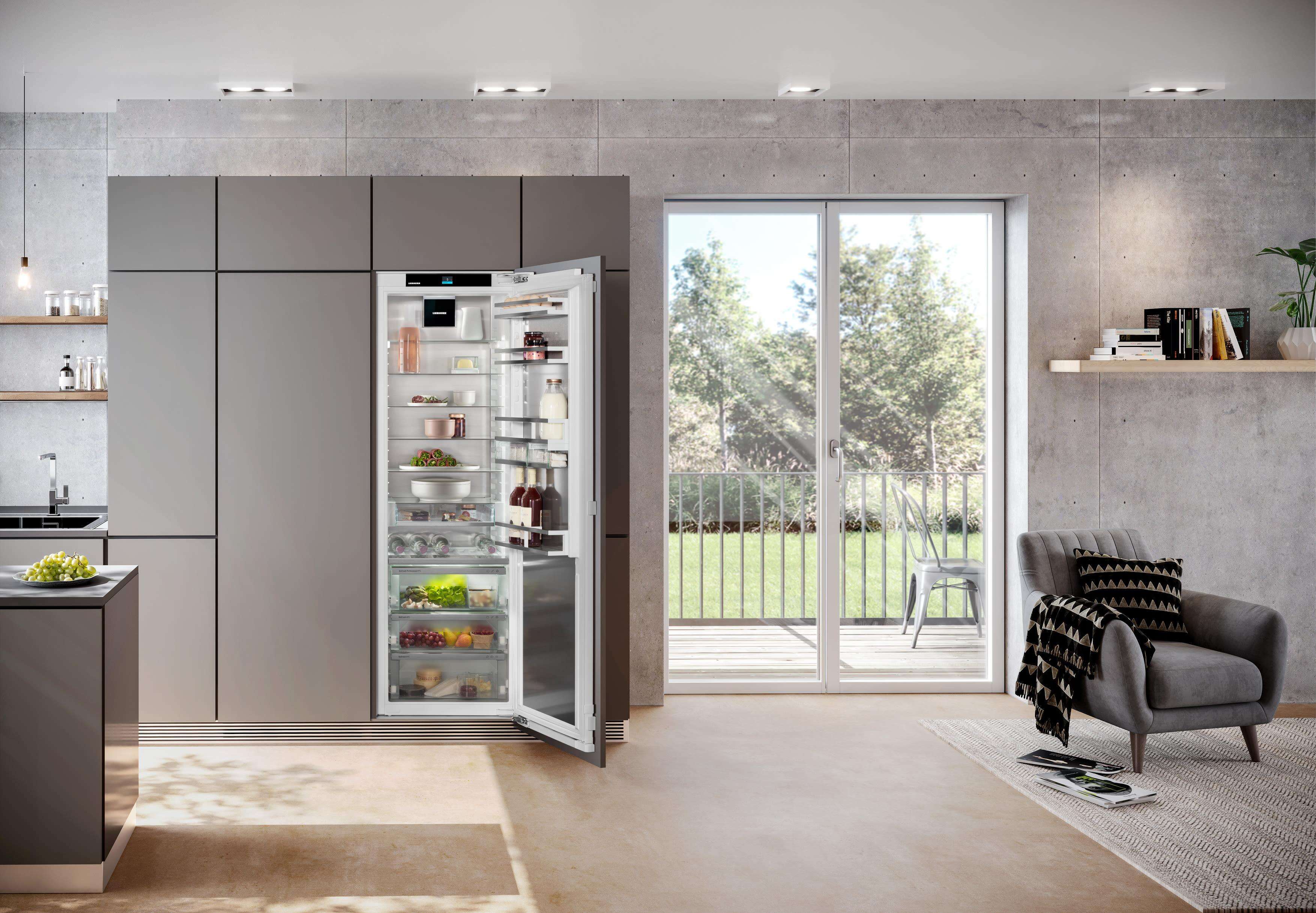 U-Line refrigeration, wine and ice appliances in a Houston home