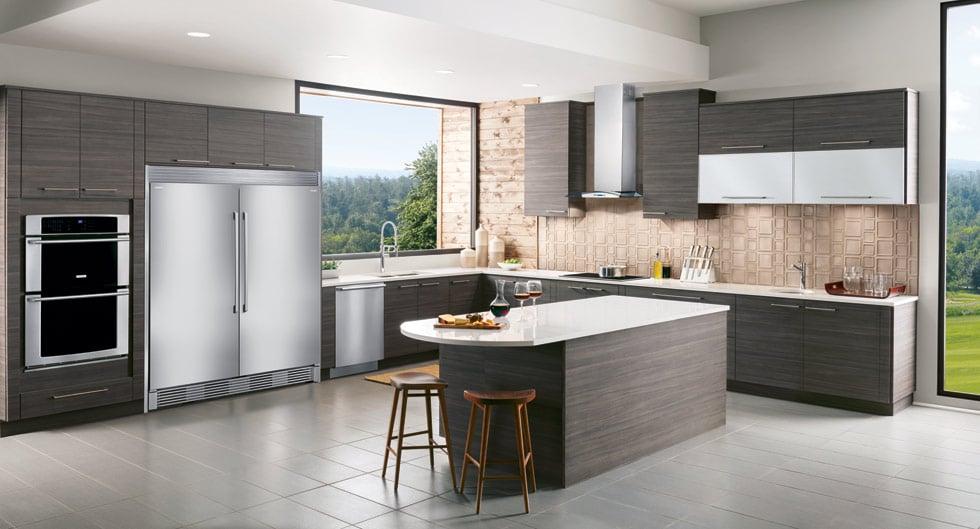Houston home with working Dacor kitchen appliances