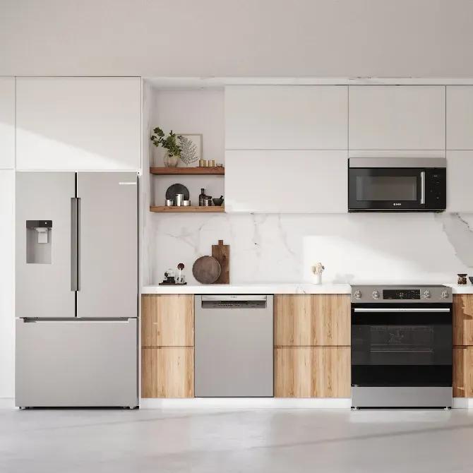 La Cornue cooking appliances in a Houston kitchen