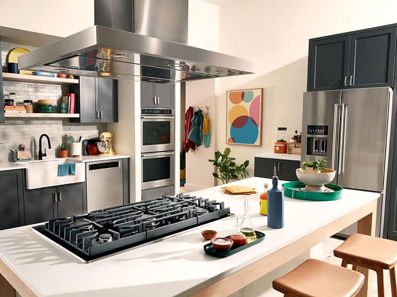 Houston home with working Maytag kitchen and laundry appliances